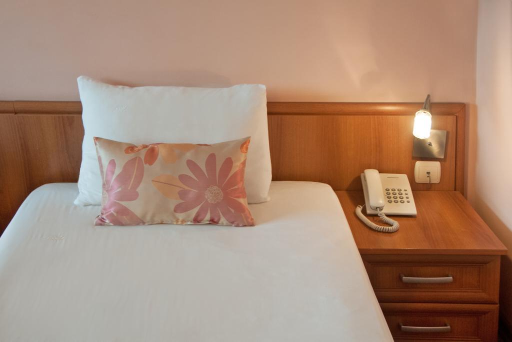 Hotel Real Plovdiv Quarto foto