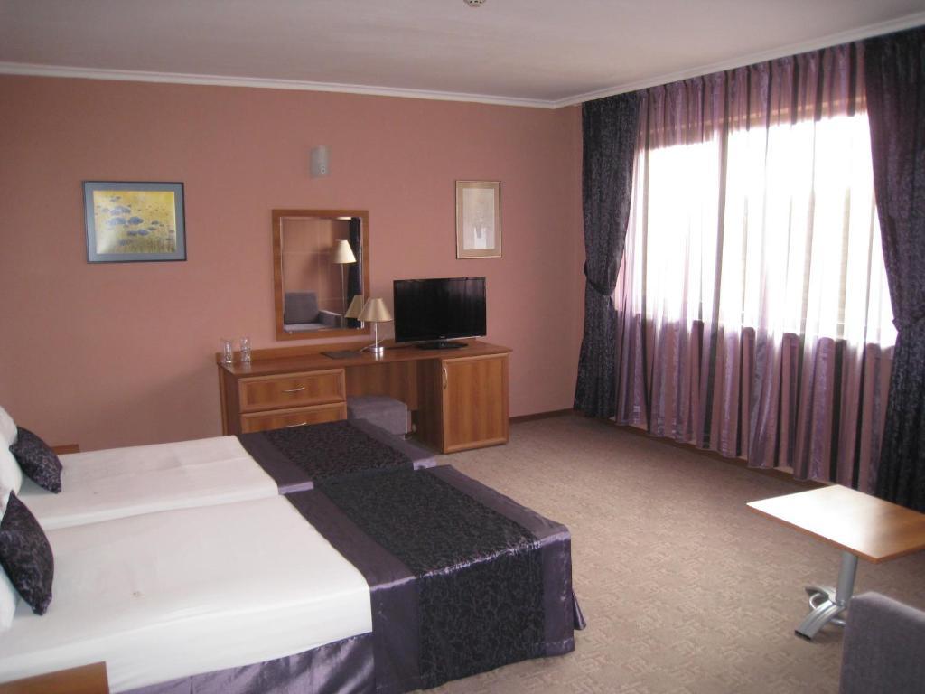 Hotel Real Plovdiv Quarto foto